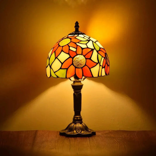 Antique Stained Glass Lamp - Luminoya