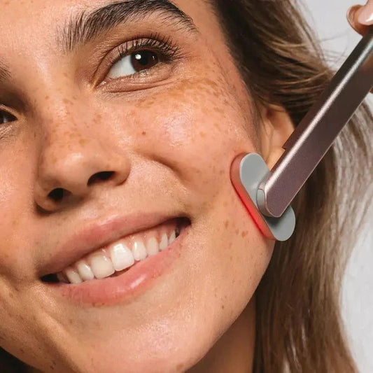 LumaDerm™ Red Light Therapy Face Wand - Luminoya