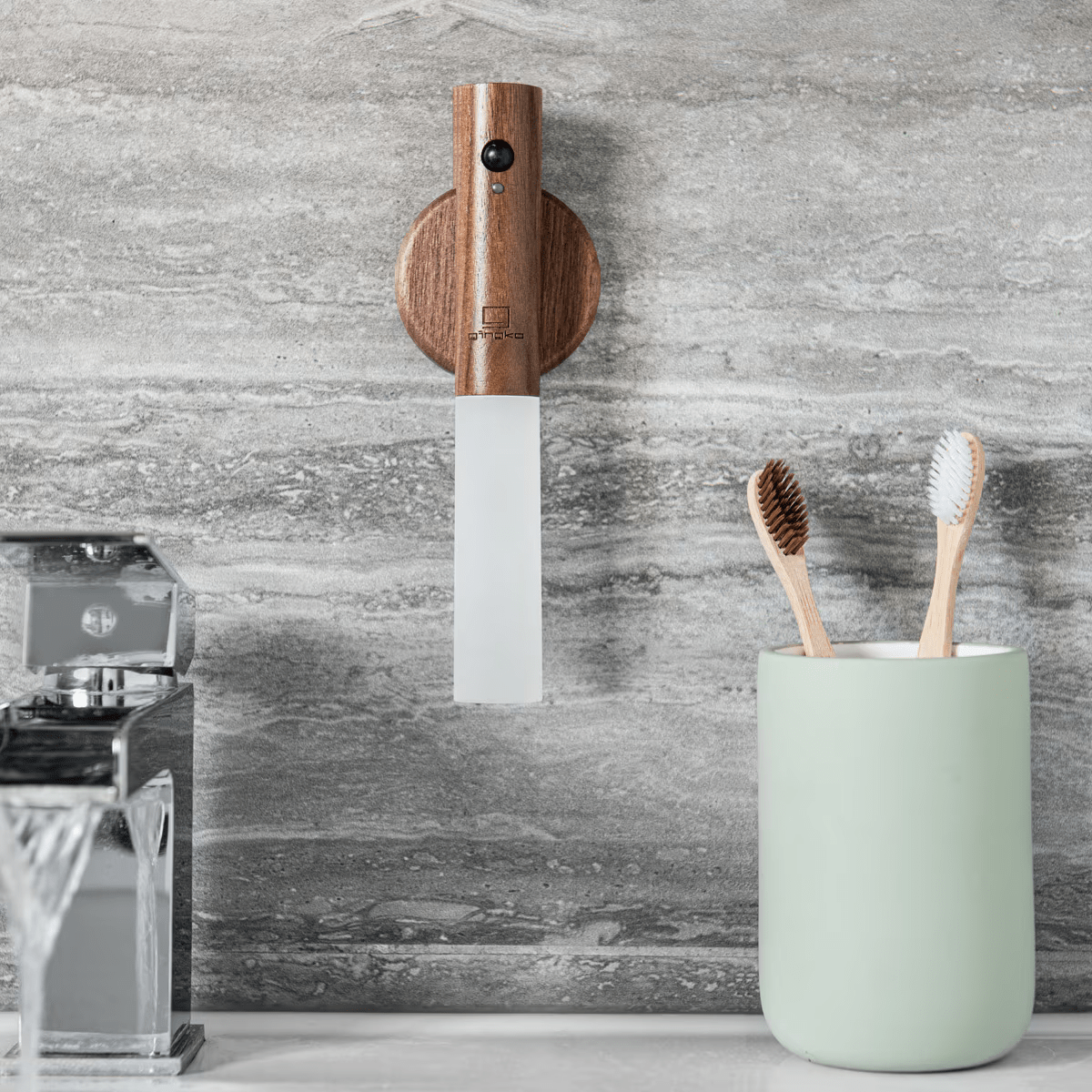 Modern Torch Motion Light - Luminoya