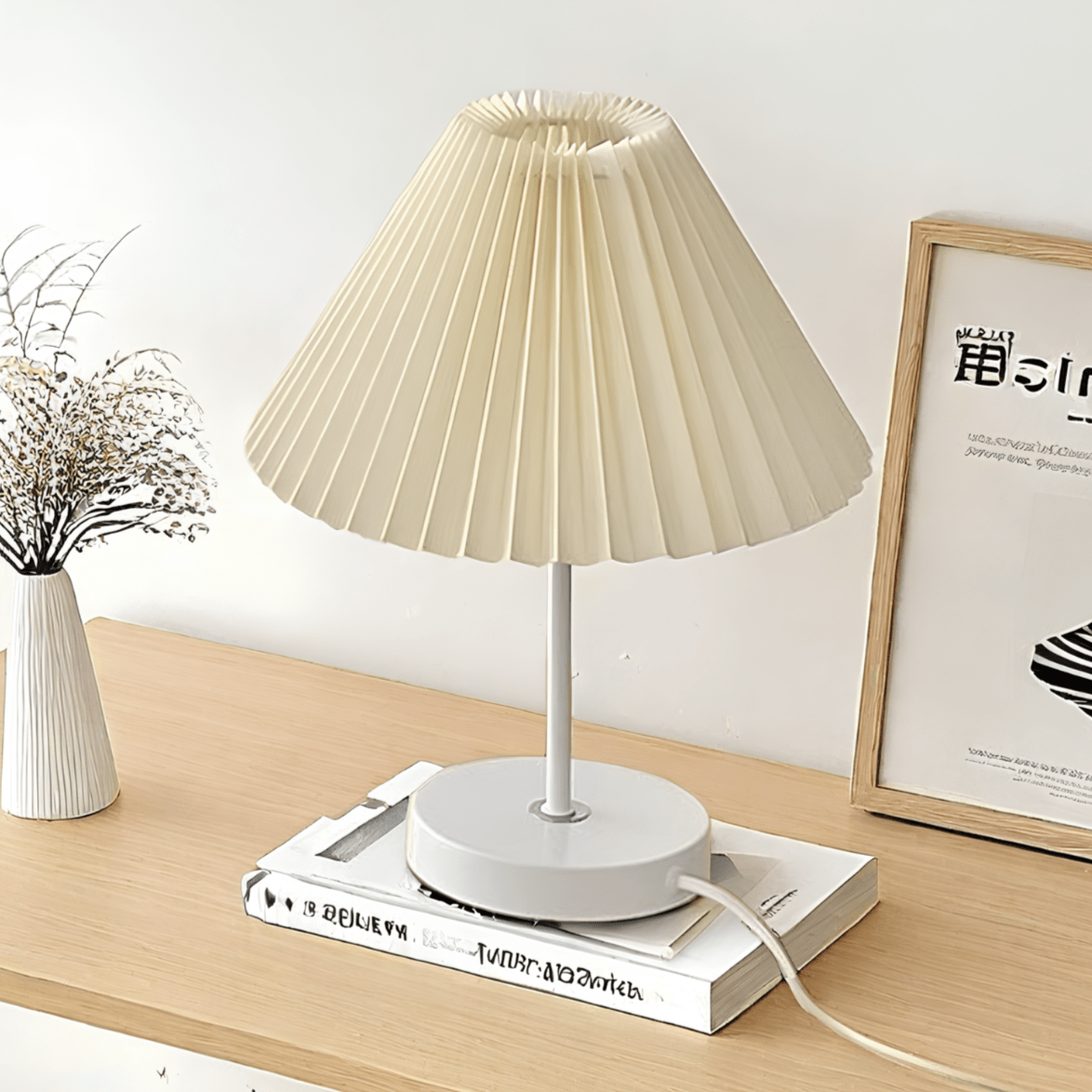 Pleatique™ Table Lamp - Luminoya