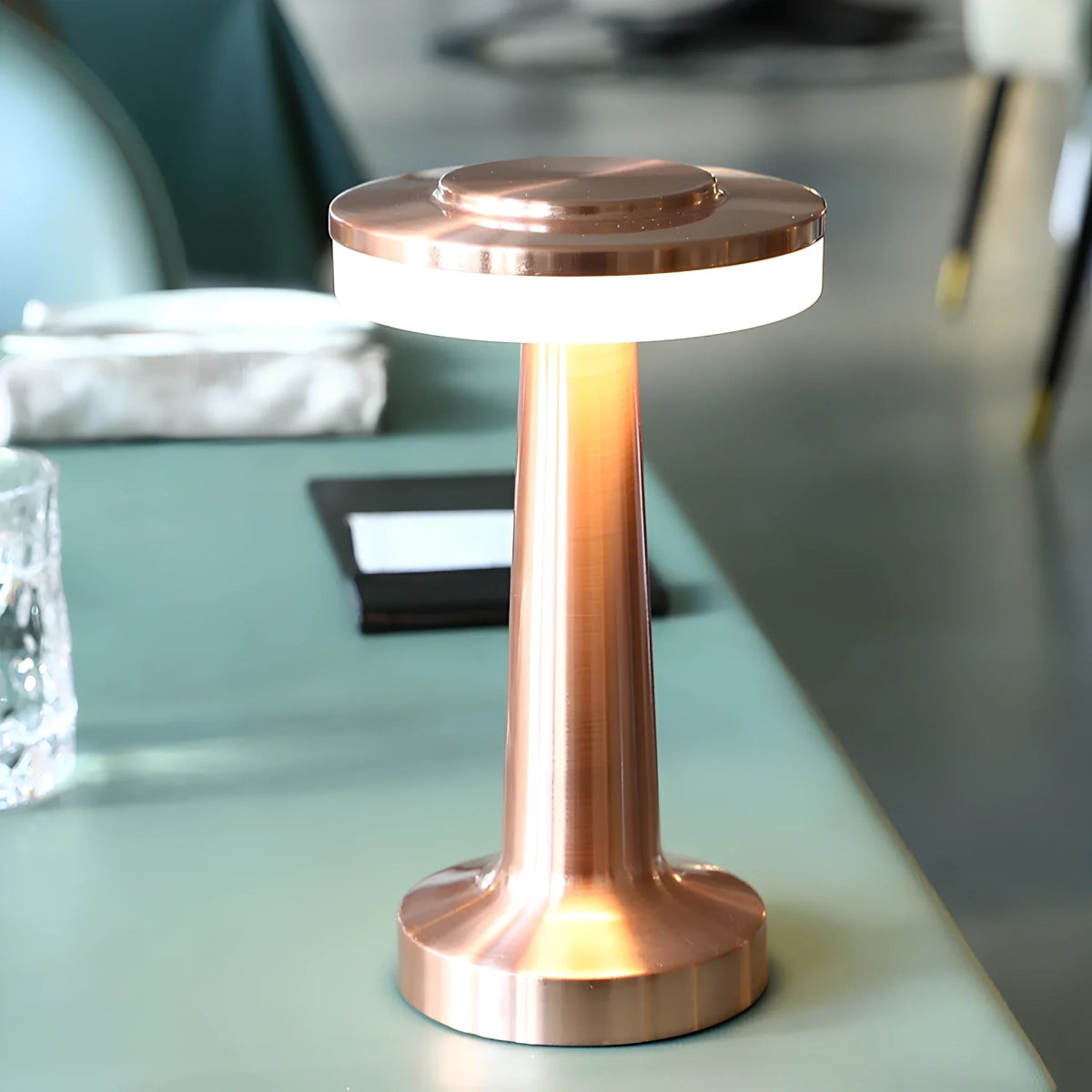 Retro Bar Table Lamp - Luminoya