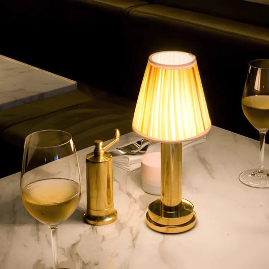 Retro Elegance Table Lamp - Luminoya