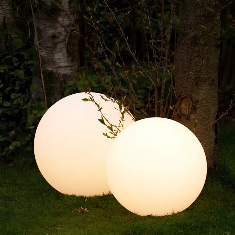Spherical Garden Light - Luminoya