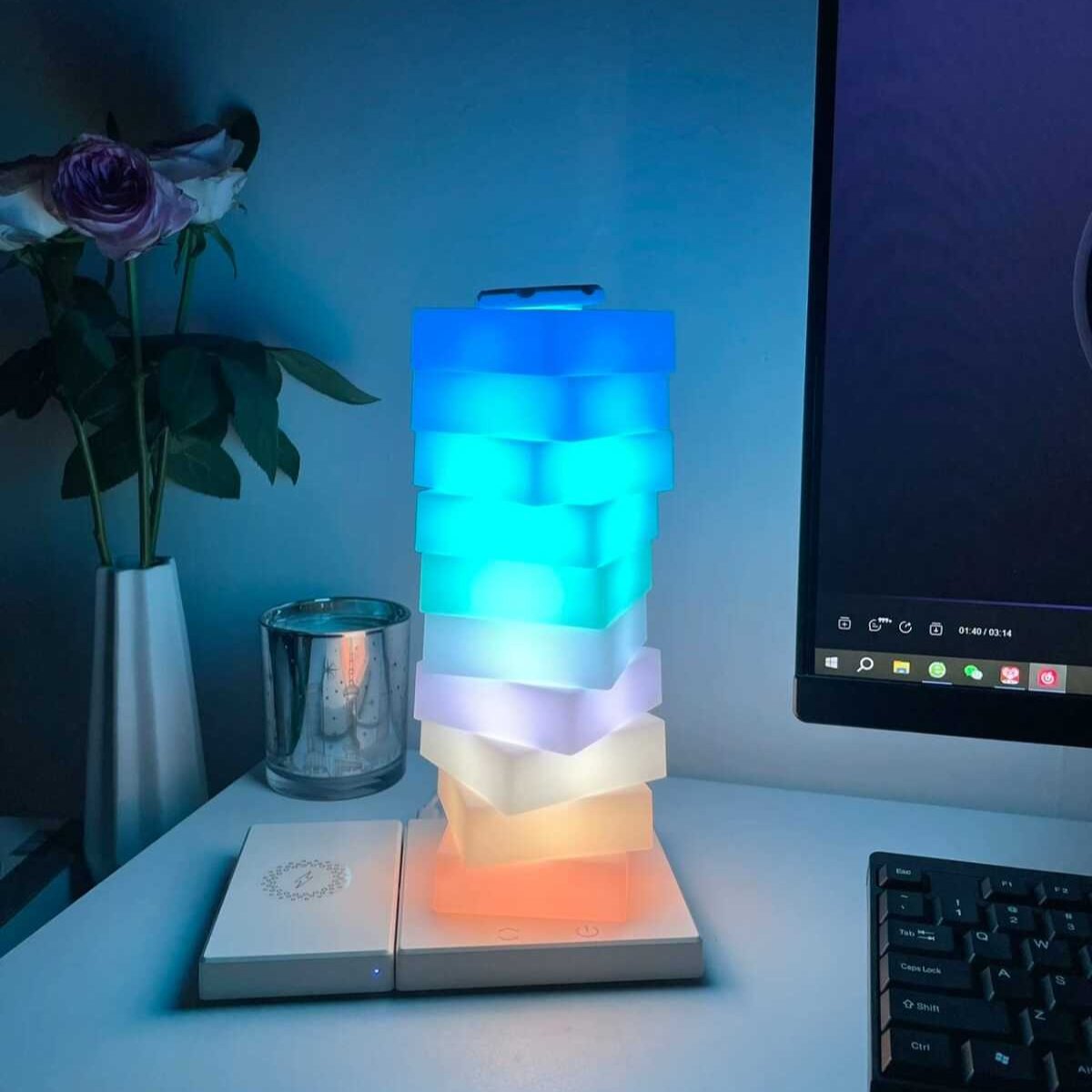 Twistable Pillar of Light - Luminoya