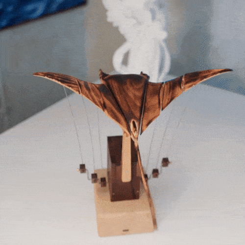 Handcrafted Walnut Manta Ray Automaton – The Ocean’s Silent Glider