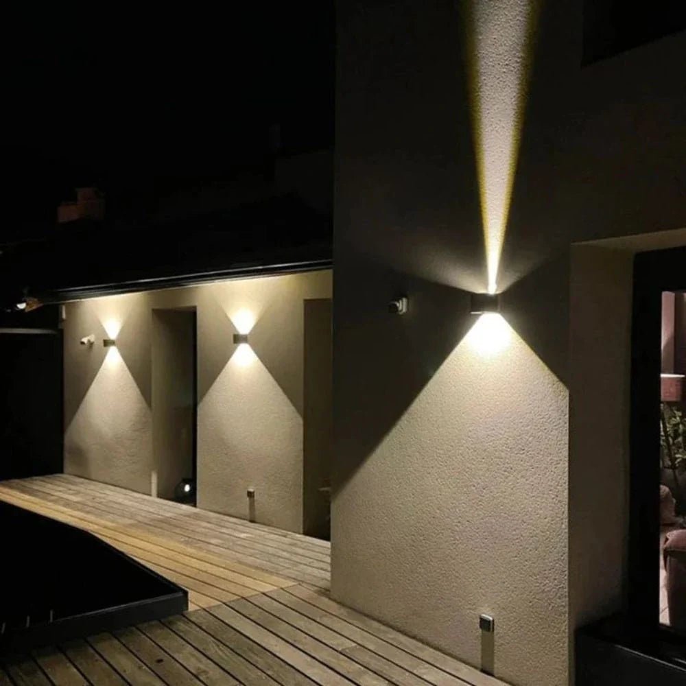 Adjustable Wall Light - Luminoya