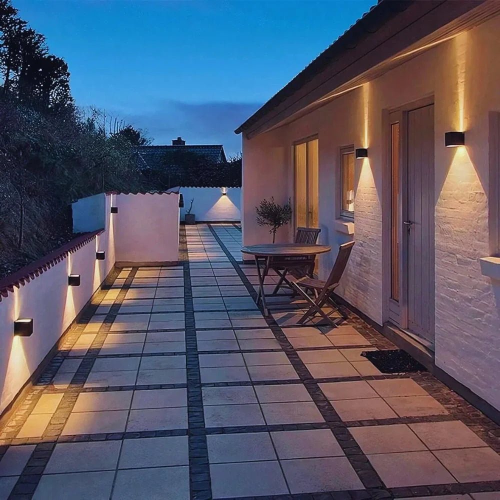 Adjustable Wall Light - Luminoya