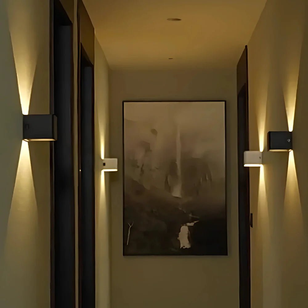 Adjustable Wall Light - Luminoya