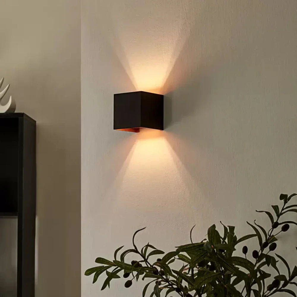 Adjustable Wall Light - Luminoya