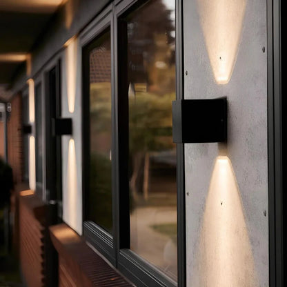 Adjustable Wall Light - Luminoya