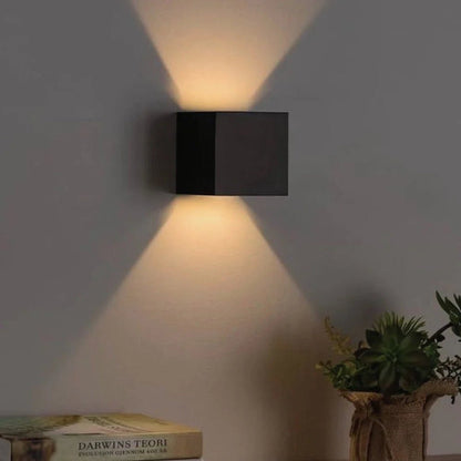 Adjustable Wall Light - Luminoya