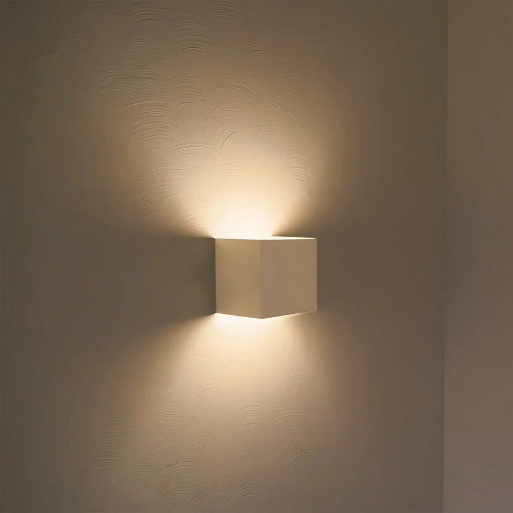 Adjustable Wall Light - Luminoya