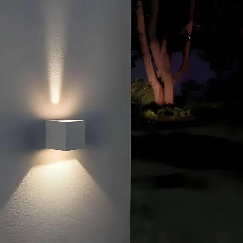 Adjustable Wall Light - Luminoya