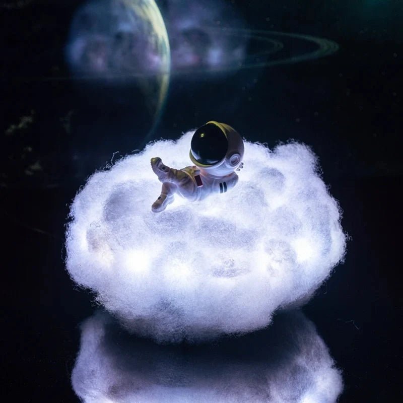 Astronaut Cloud Light - Luminoya