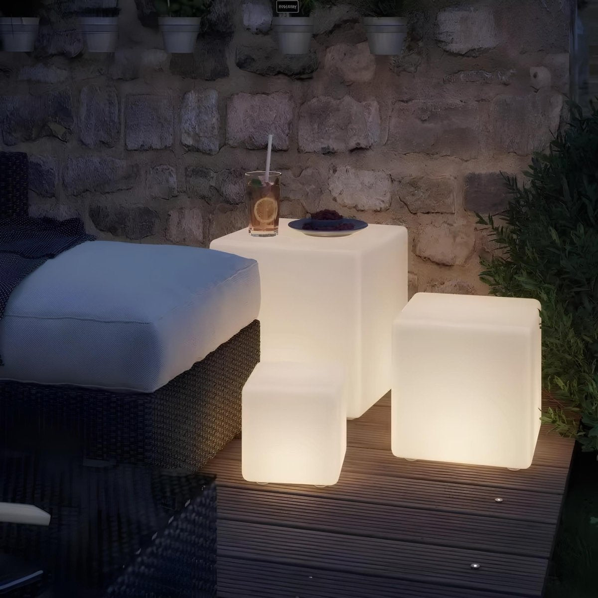 Cubic Garden Light - Luminoya