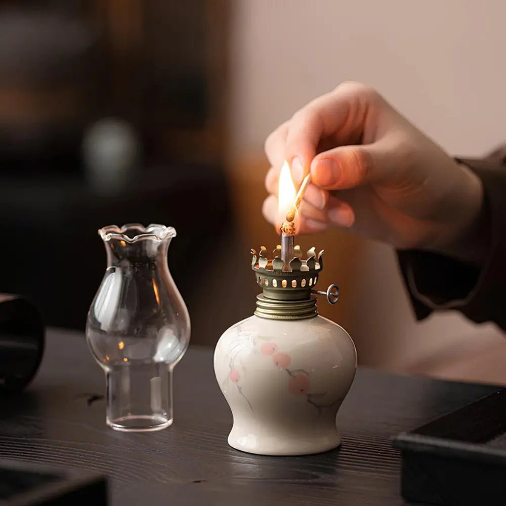 Emberbrush™ Oil Lantern - Luminoya