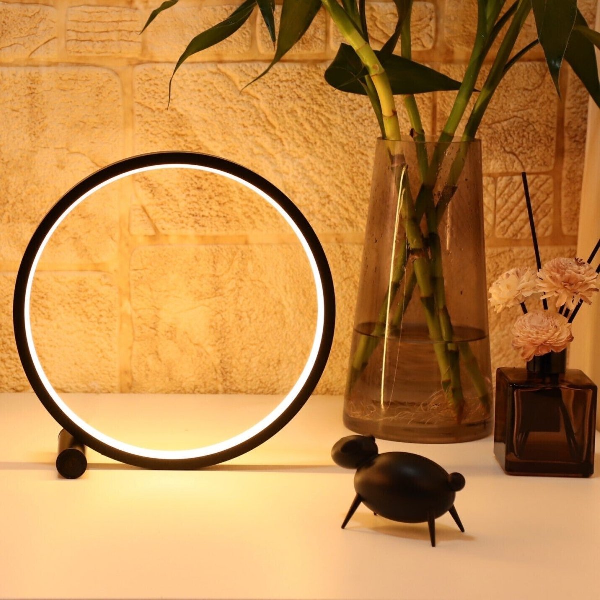 Halo Nightstand Lamp - Luminoya