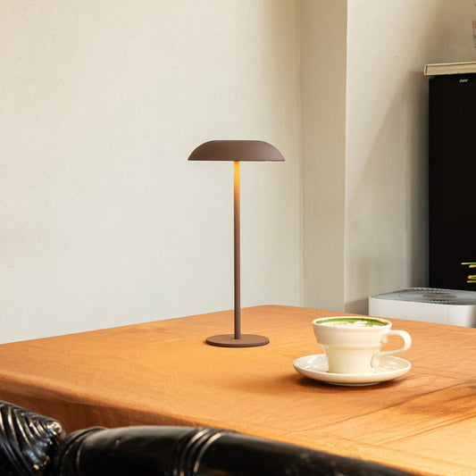 Iron Elegance Lamp - Luminoya