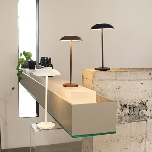 Iron Elegance Lamp - Luminoya