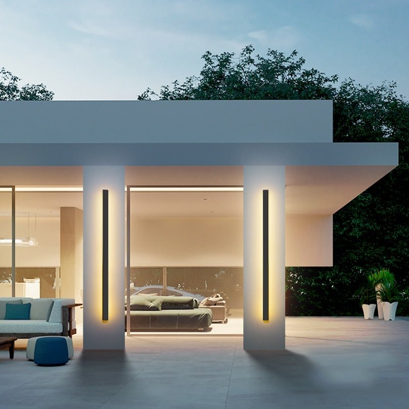 Linear Luxe™ Outdoor Sconce - Luminoya