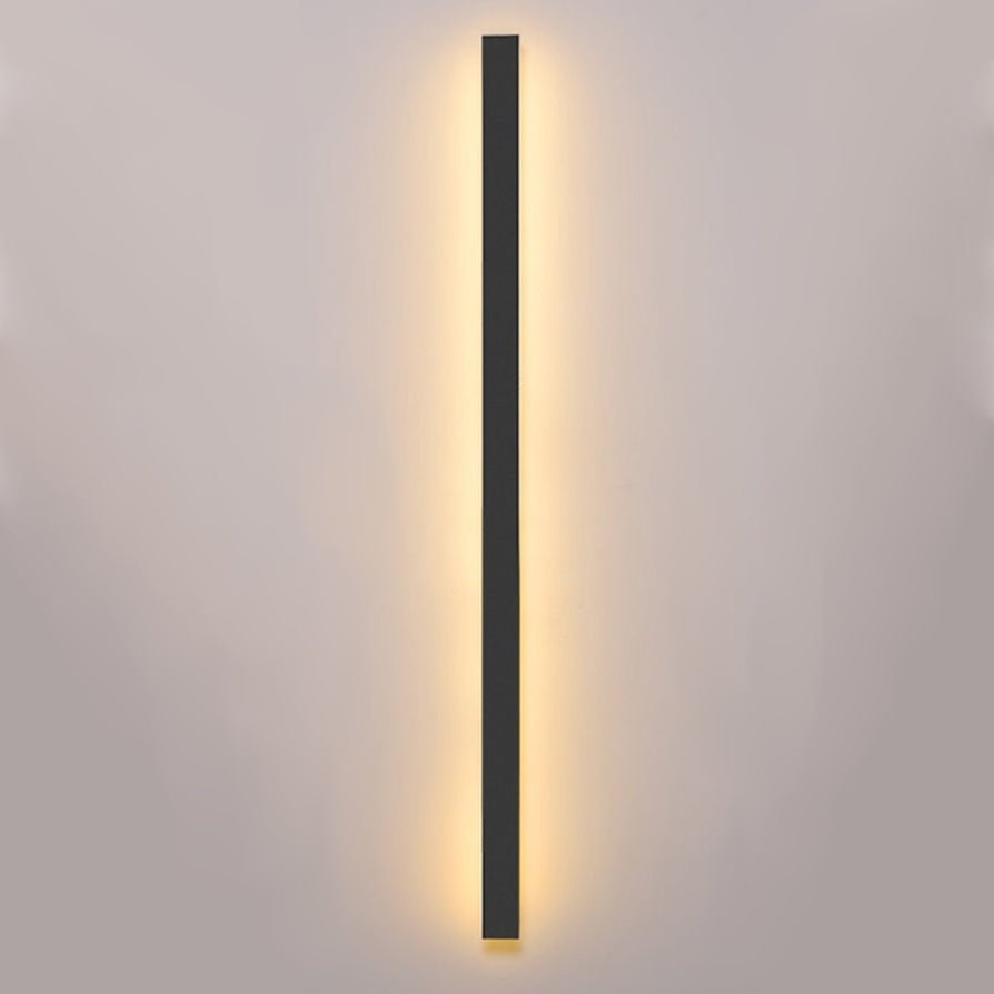 Linear Luxe™ Outdoor Sconce - Luminoya