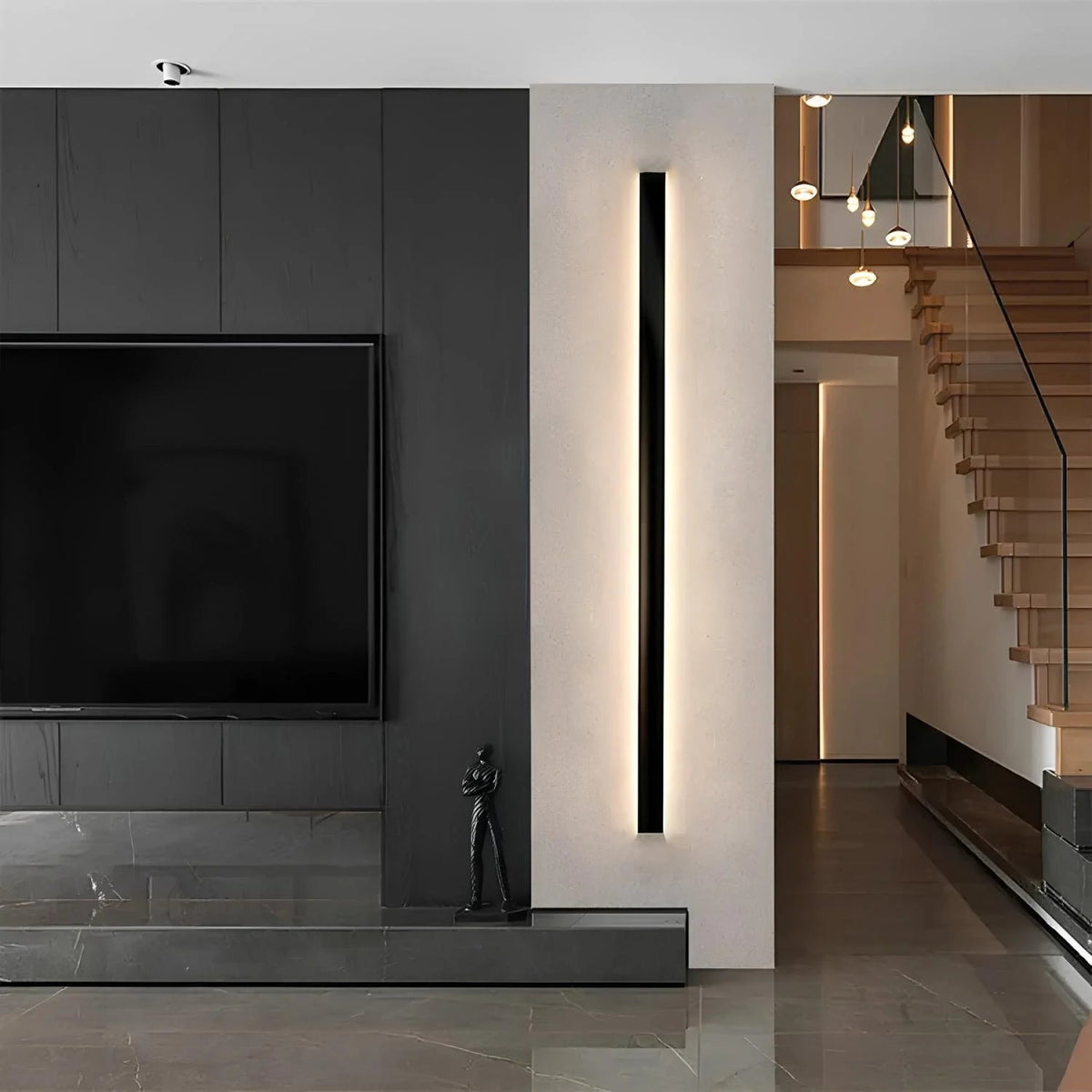 Linear Luxe™ Outdoor Sconce - Luminoya