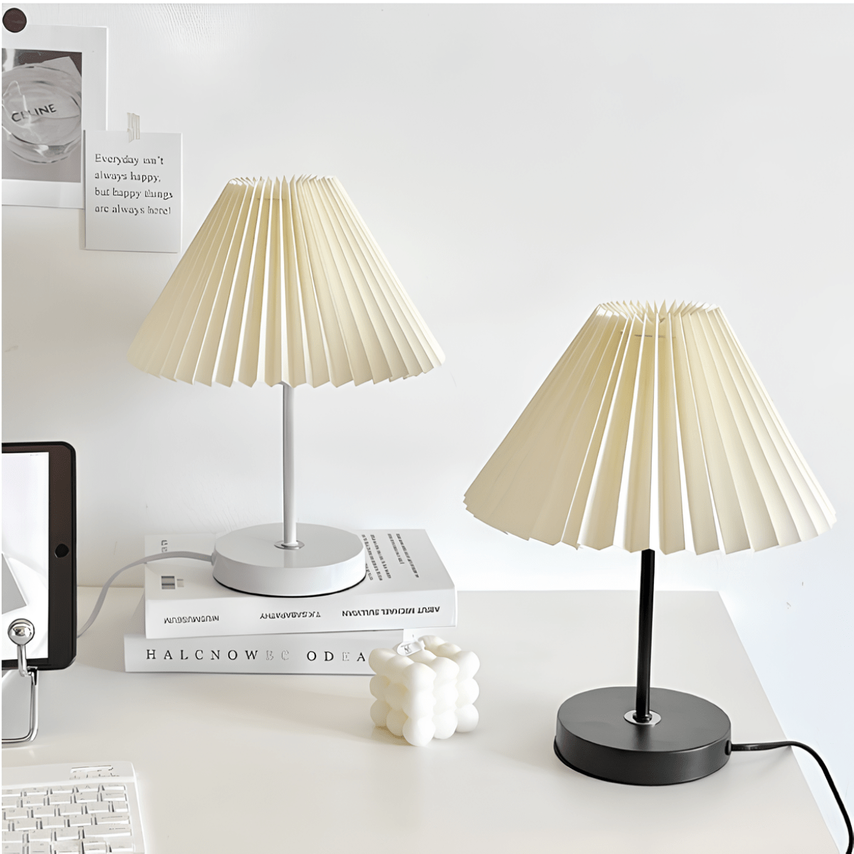Pleatique™ Table Lamp - Luminoya