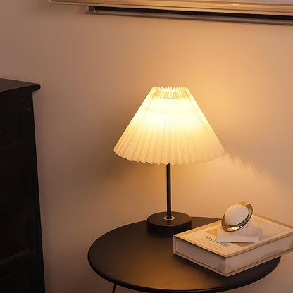 Pleatique™ Table Lamp - Luminoya