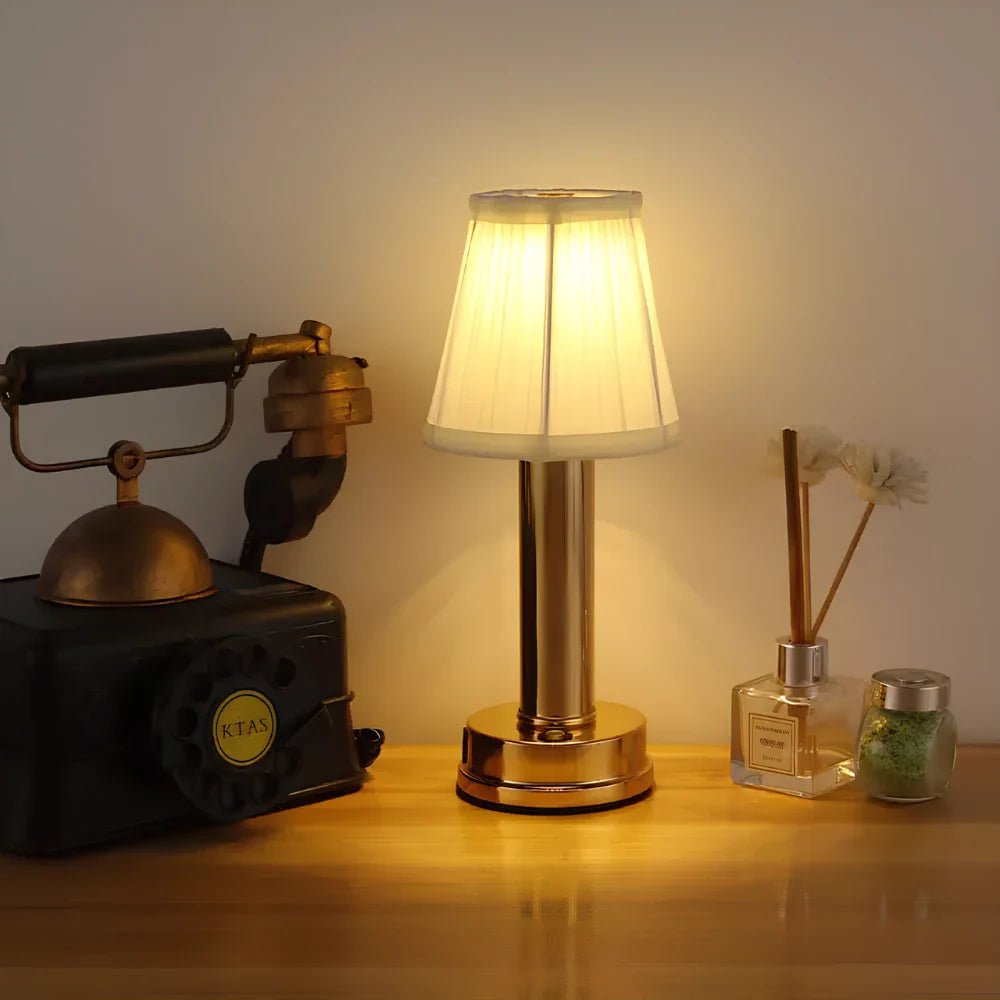 Retro Elegance Table Lamp - Luminoya