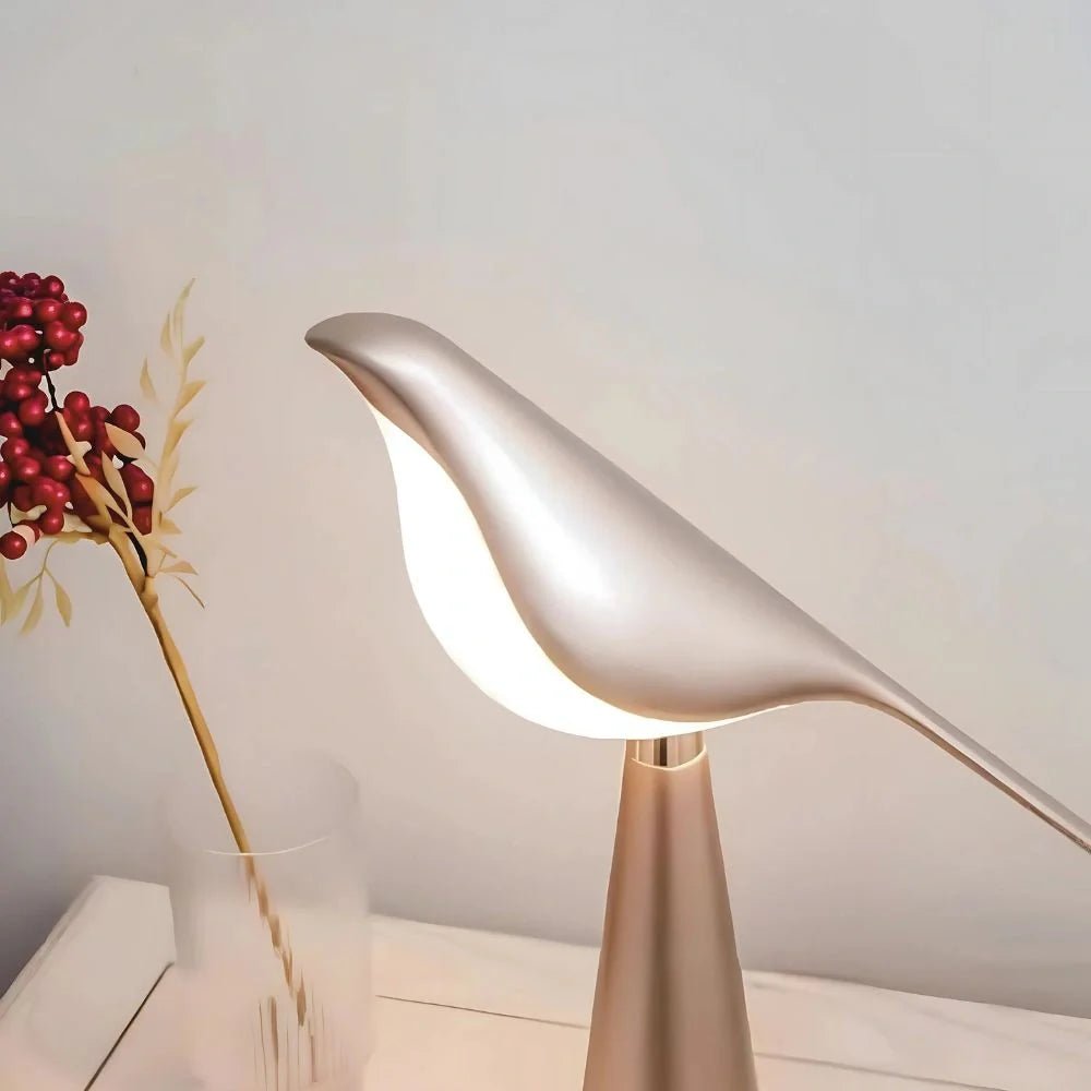 Serene Magpie Light - Luminoya