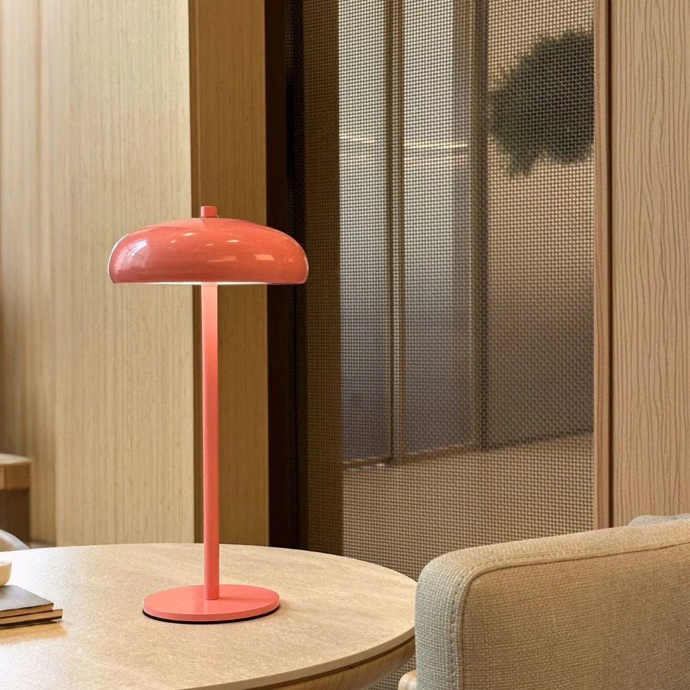 Sleek Retro Table Lamp - Luminoya