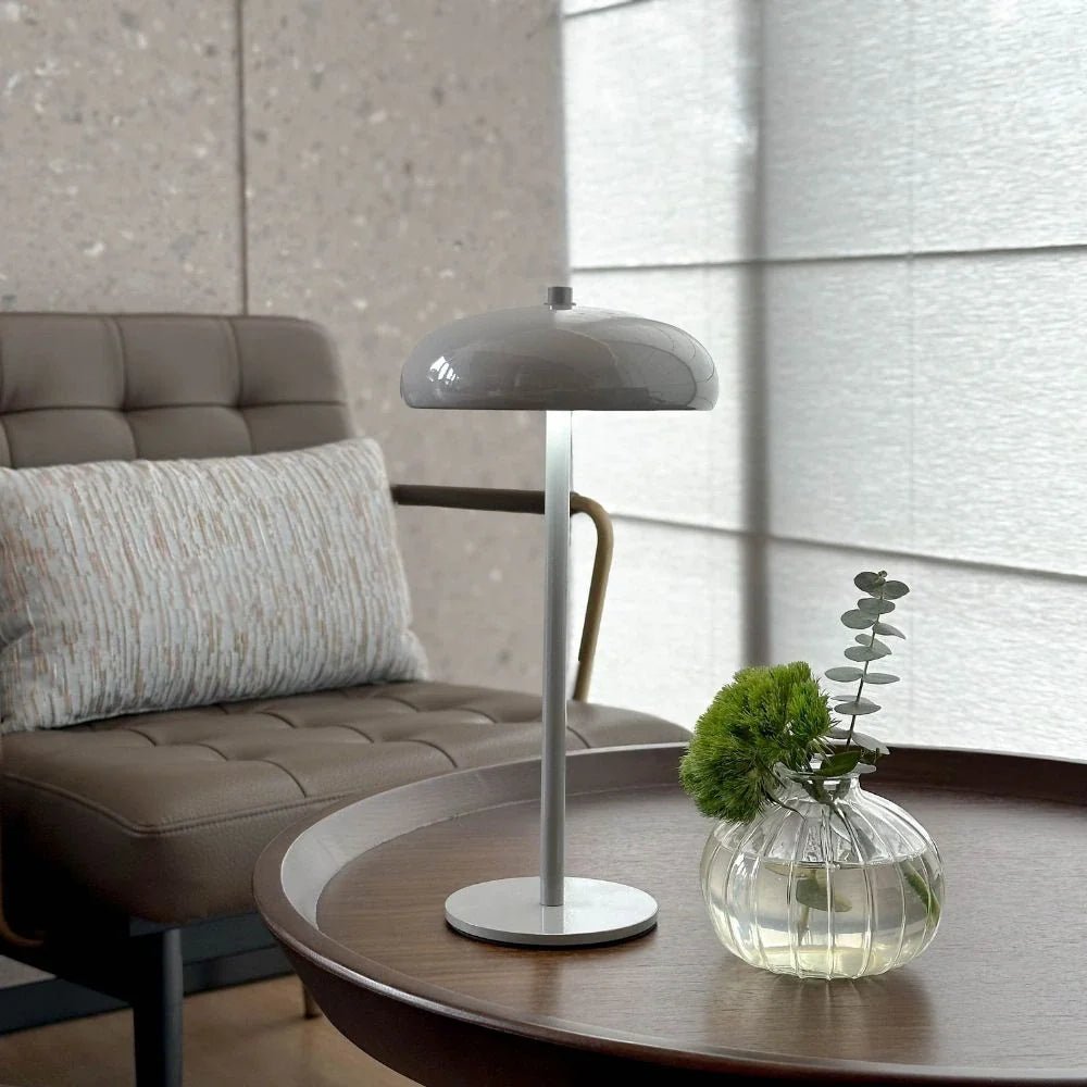 Sleek Retro Table Lamp - Luminoya