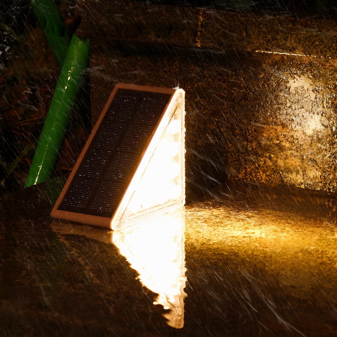 Solar Powered Stair Lights - Luminoya