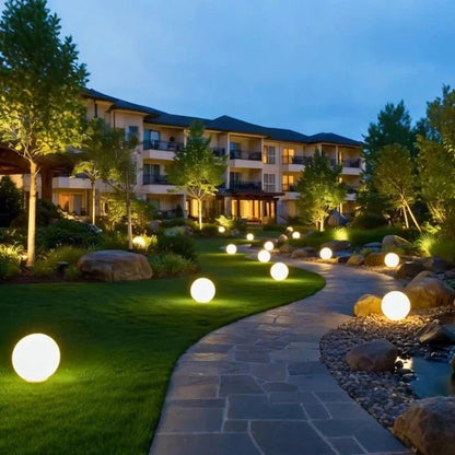 Spherical Garden Light - Luminoya