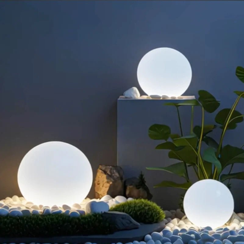 Spherical Garden Light - Luminoya