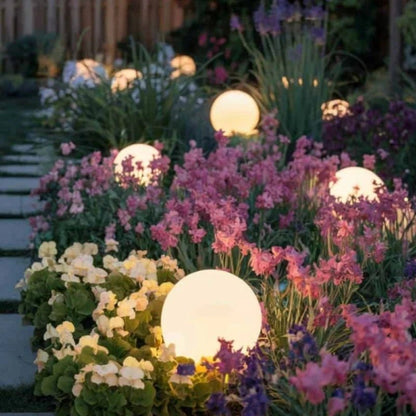 Spherical Garden Light - Luminoya