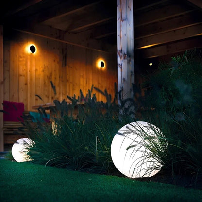 Spherical Garden Light - Luminoya