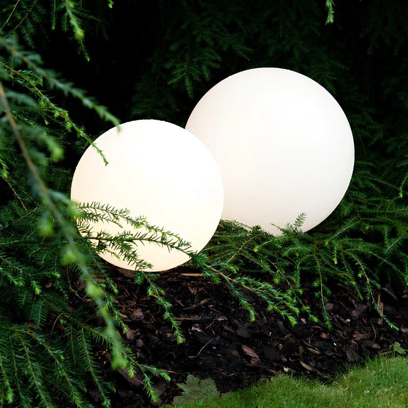 Spherical Garden Light - Luminoya