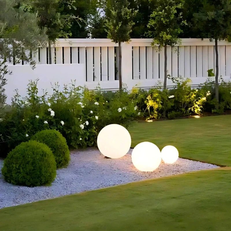 Spherical Garden Light - Luminoya