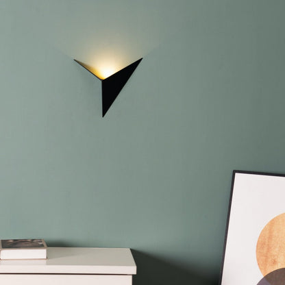 Trigon™ Wall Light - Luminoya