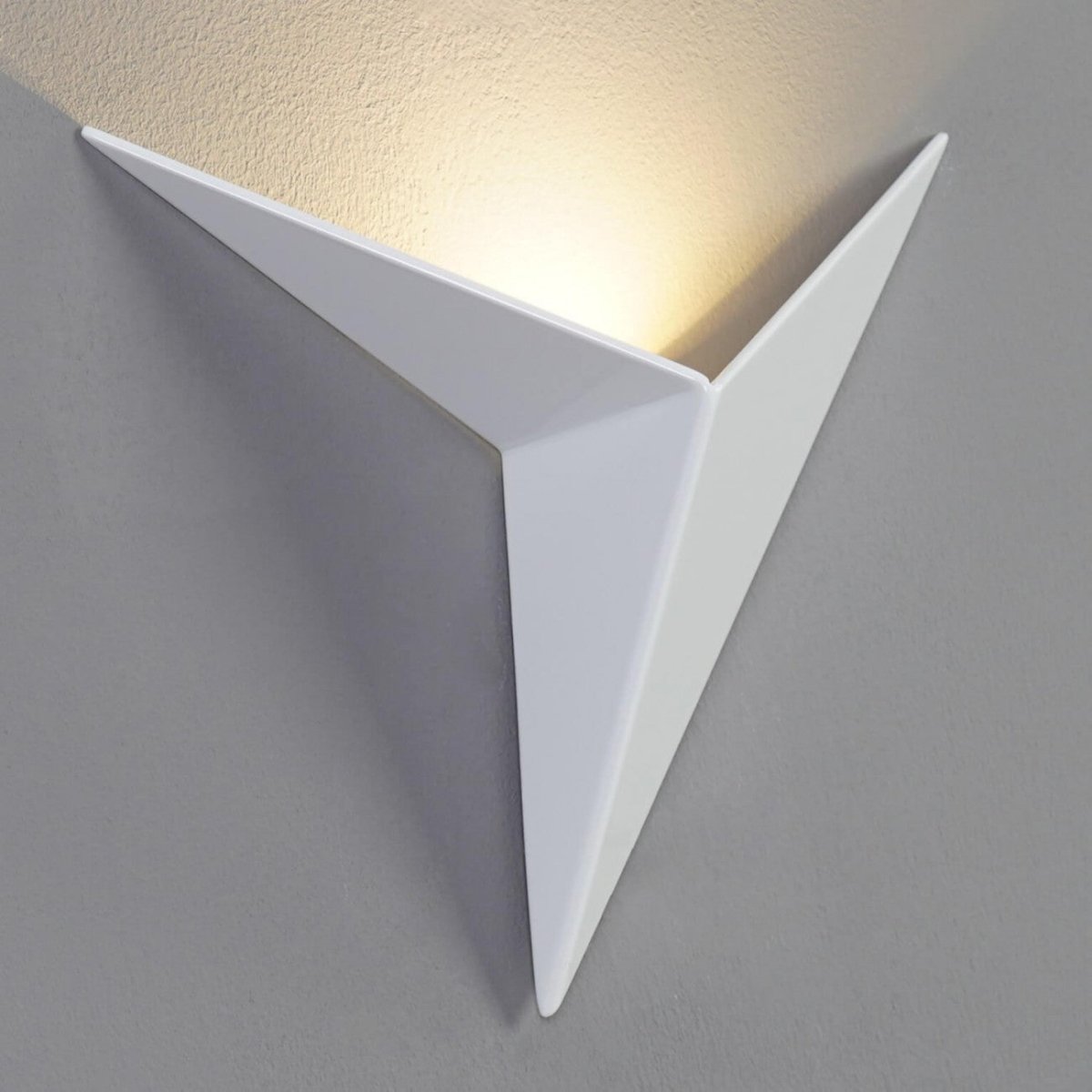 Trigon™ Wall Light - Luminoya