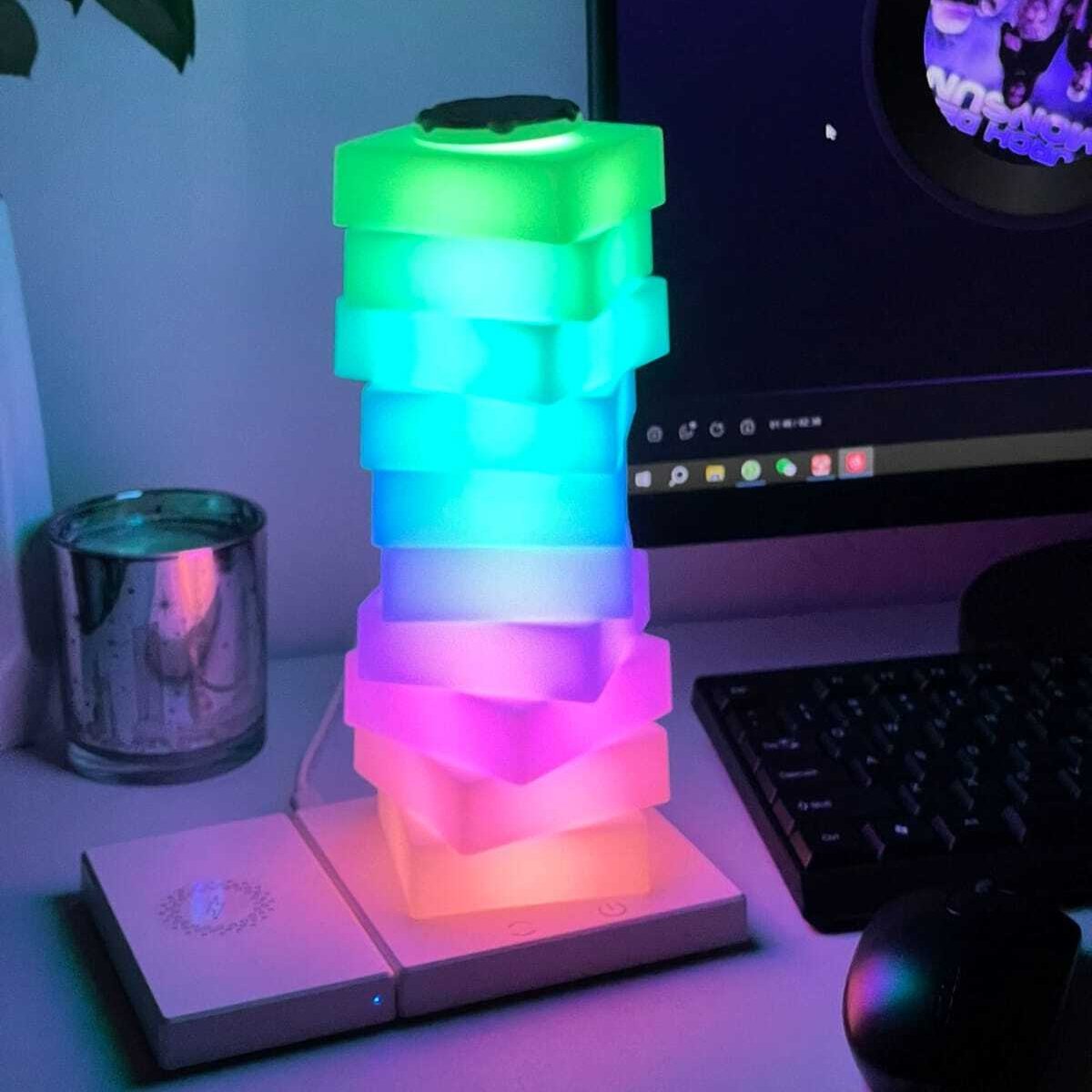 Twistable Pillar of Light - Luminoya