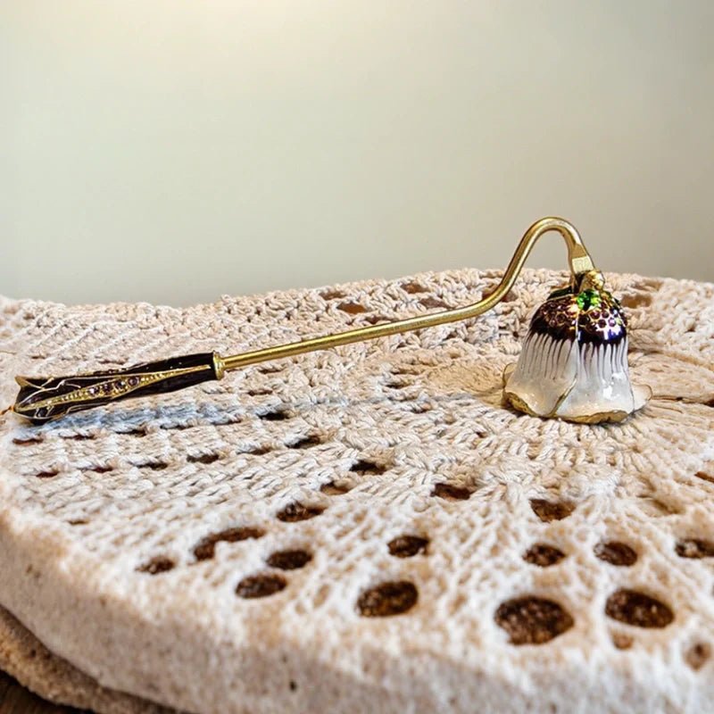 Velisse™ Candle Snuffer - Luminoya